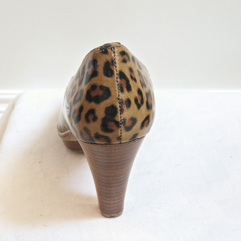 Leather leopard print heels by Sofft - Picture 9 of 13